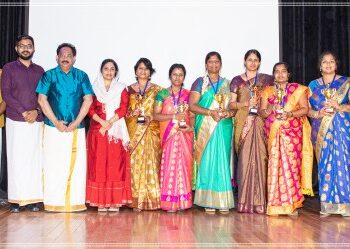 அமீரகத்தில் அத்தைகள் நடத்தும் இலவச தமிழ் வகுப்பு
